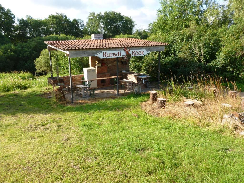 Villa Kalda Talu Tõlliste Exterior foto